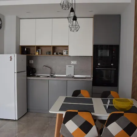 Pirotska 47 София